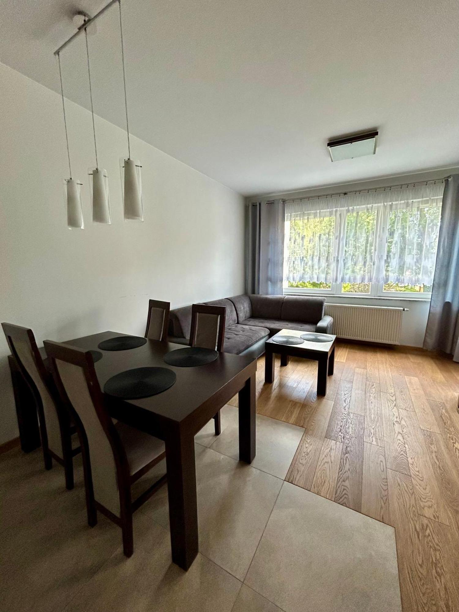 Apartment Silent Center